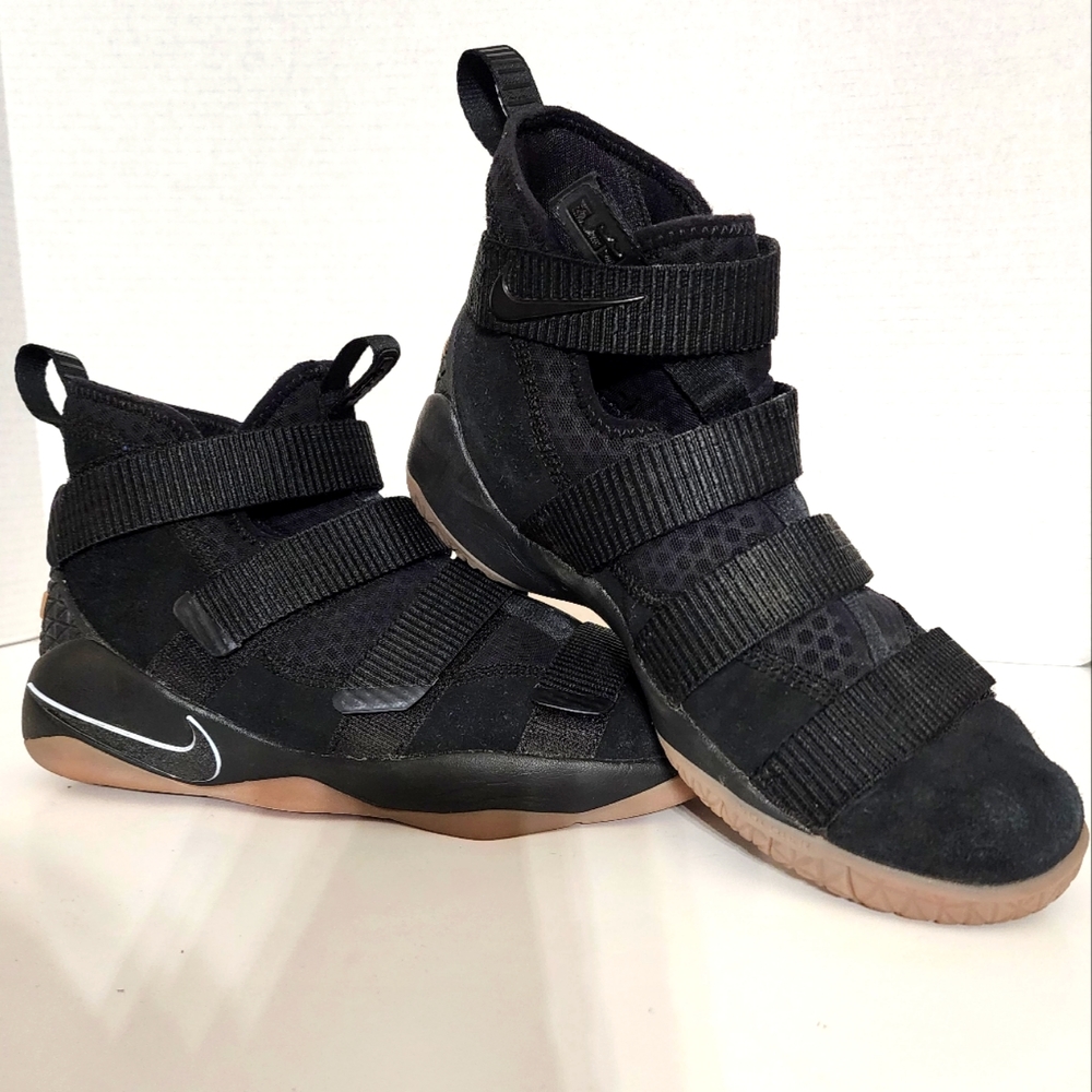 Used Nike LeBron Basketball Shoes